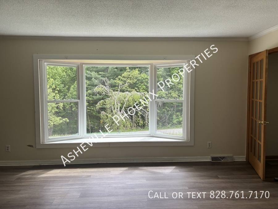 House for rent at 1130 Orion Davis Rd, Waynesville, NC 28786