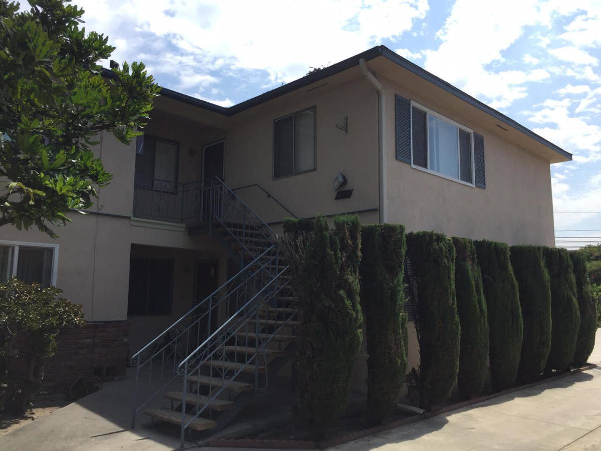 Apartment for rent at 10516 Arrington Ave, Downey, CA 90241
