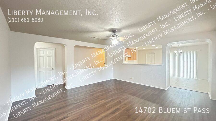 House for rent at 14702 Bluemist Pass, San Antonio, TX 78247