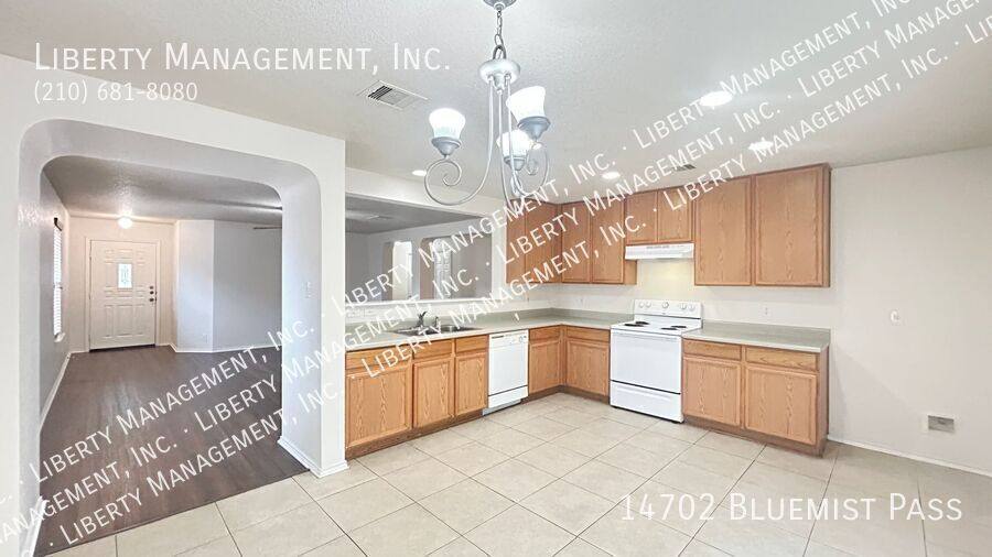 House for rent at 14702 Bluemist Pass, San Antonio, TX 78247