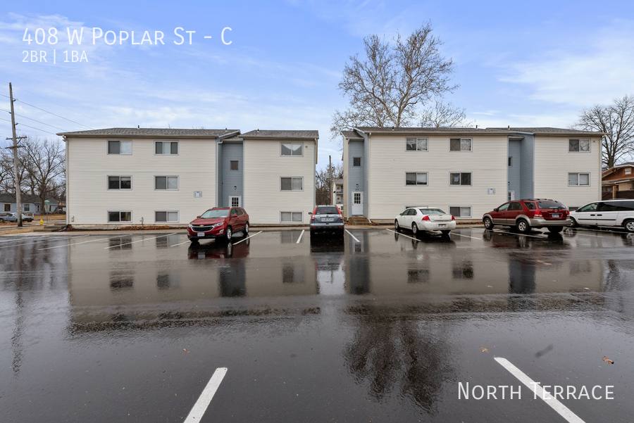 Apartment for rent at 408 W Poplar St #C, Olathe, KS 66061