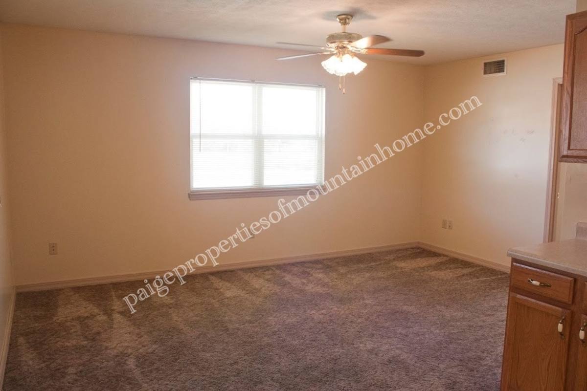 Apartment for rent at 24 N Star Circle, Mountain Home, AR 72653