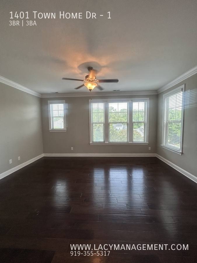 Townhouse for rent at 1401 Dr #1, Apex, NC 27502