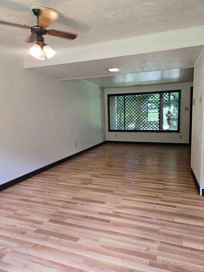 Apartment for rent at 4756 State Route 66, Apollo, PA 15613