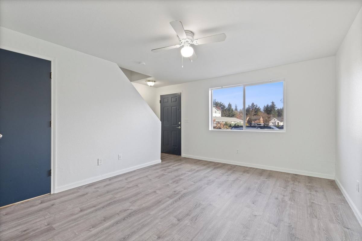 Apartment for rent at 2135 SE 122nd Ave, Portland, OR 97233