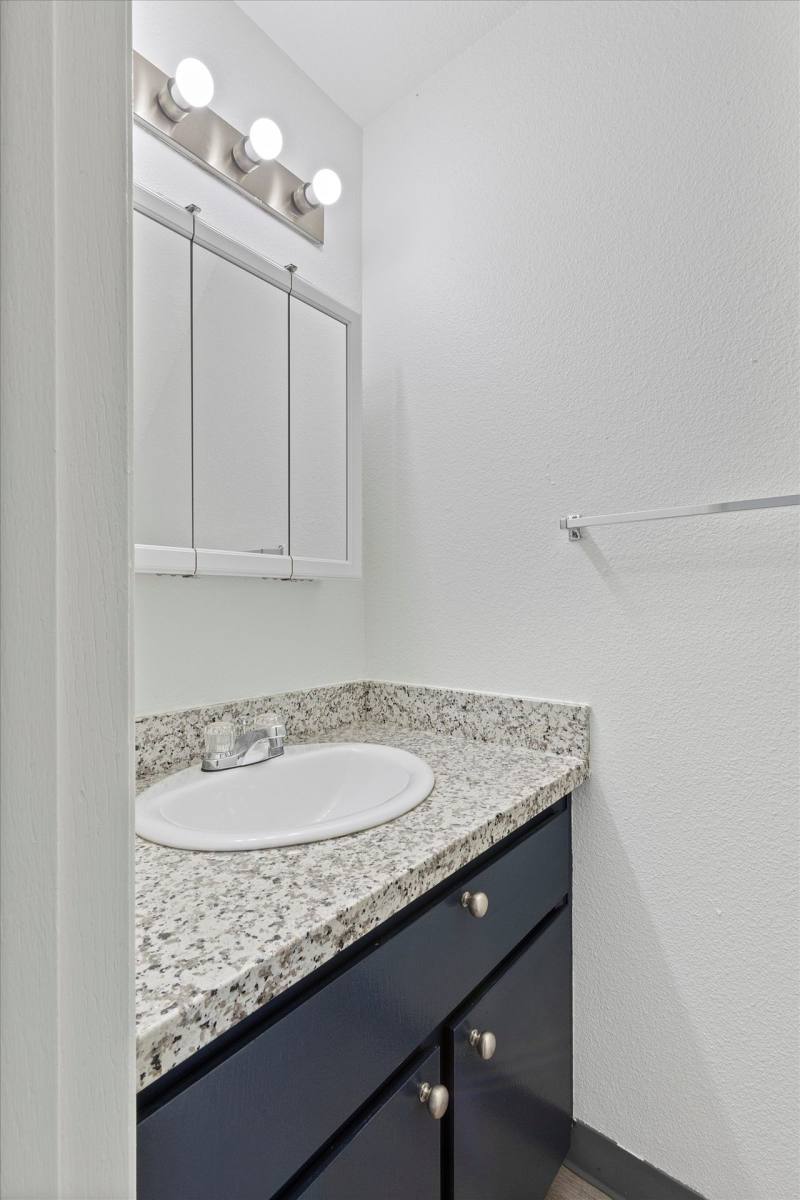 Apartment for rent at 2135 SE 122nd Ave, Portland, OR 97233