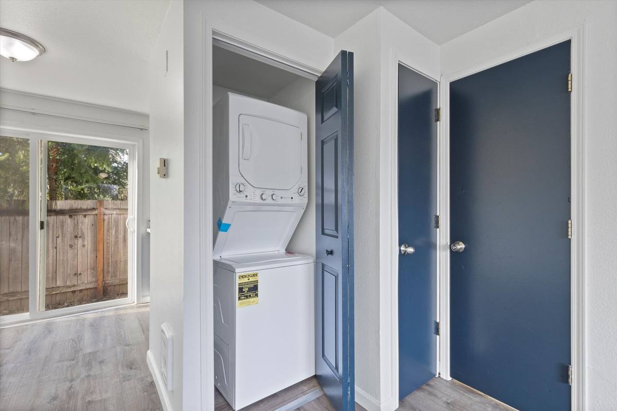 Apartment for rent at 2135 SE 122nd Ave, Portland, OR 97233