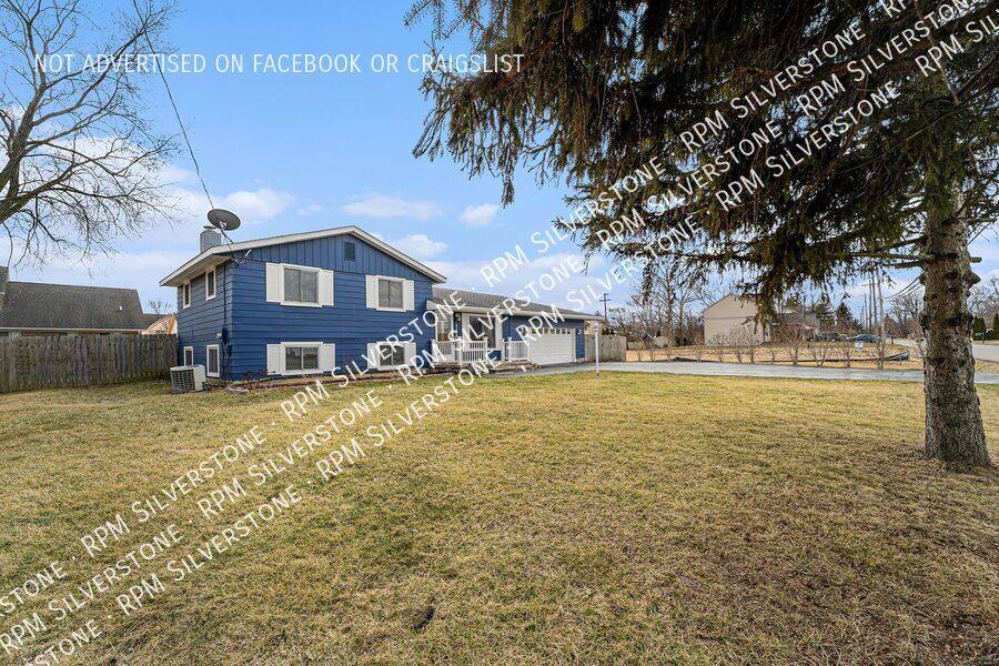 House for rent at 2226 Orpington Dr, Troy, MI 48083