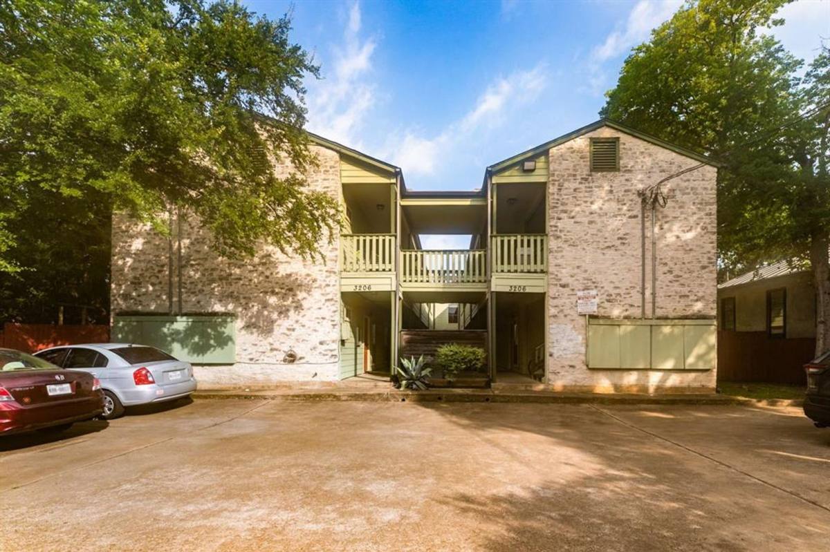 Apartment for rent at 3206 King St, Austin, TX 78705