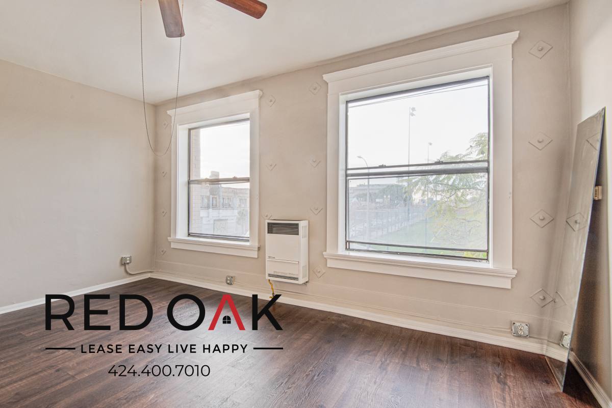 Condo for rent at 692 Valencia St #208, Los Angeles, CA 90017