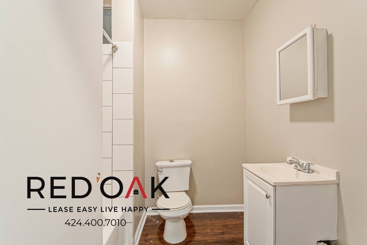 Condo for rent at 692 Valencia St #208, Los Angeles, CA 90017