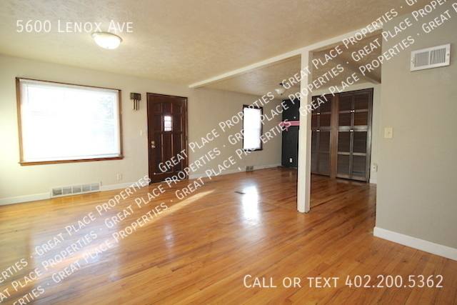 House for rent at 5600 Lenox Ave, Lincoln, NE 68510