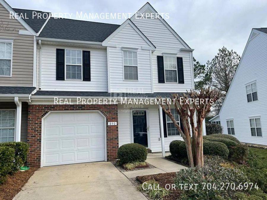 Townhouse for rent at 840 Pelican Bay Dr, Pineville, NC 28134