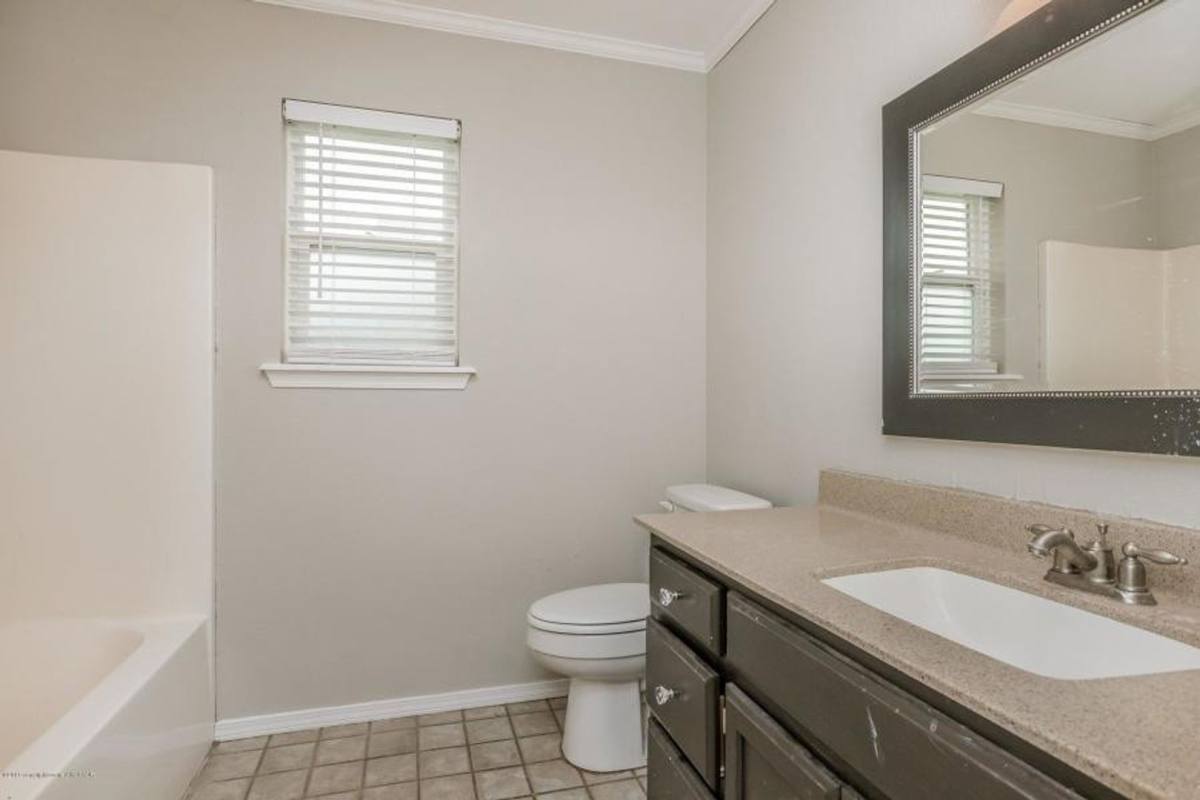 House for rent at 8 Windy Meadow Lane, Canyon, TX 79015