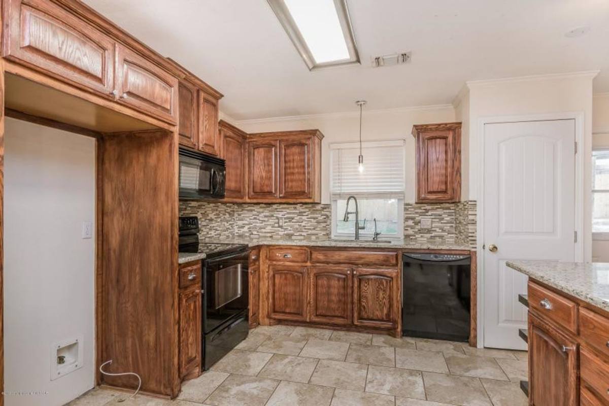 House for rent at 8 Windy Meadow Lane, Canyon, TX 79015