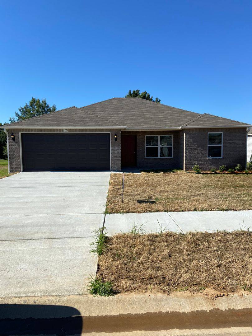 House for rent at 1775 Raden St, Conway, AR 72032