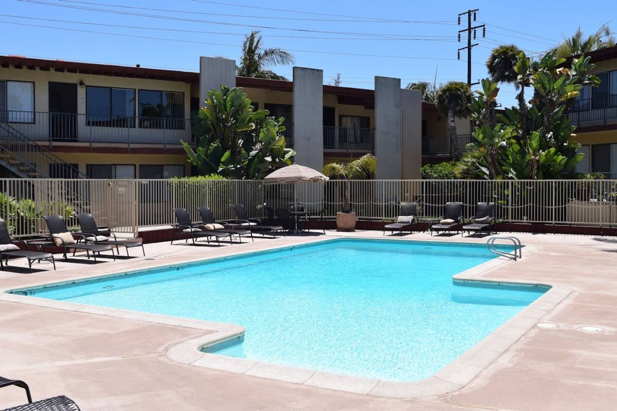 Apartment for rent at 22405 Kent Ave, Torrance, CA 90505