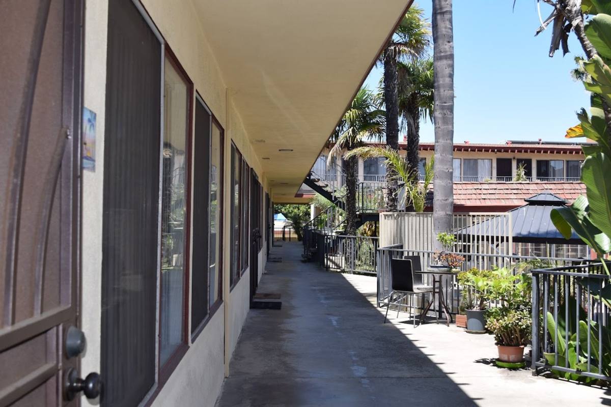 Apartment for rent at 22405 Kent Ave, Torrance, CA 90505