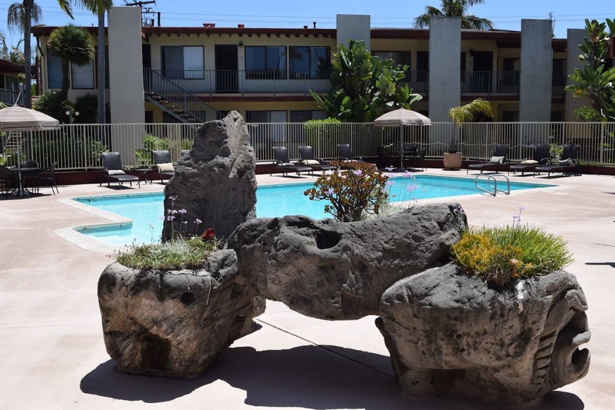 Apartment for rent at 22405 Kent Ave, Torrance, CA 90505