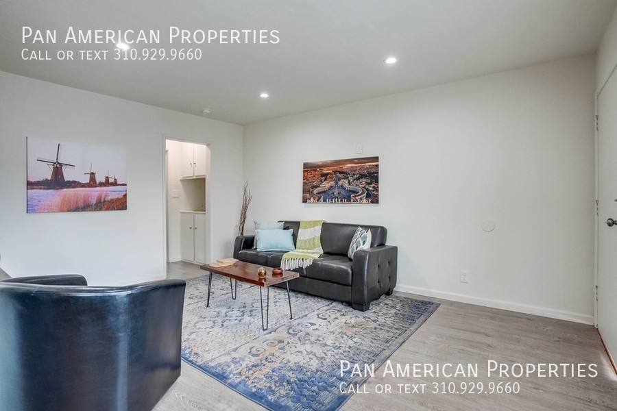 Apartment for rent at 900 Alamitos Ave #10, Long Beach, CA 90813