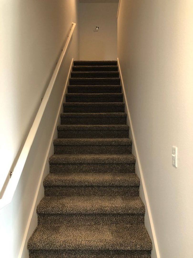 Apartment for rent at 910 912 W Poplar, Walla Walla, WA 99362