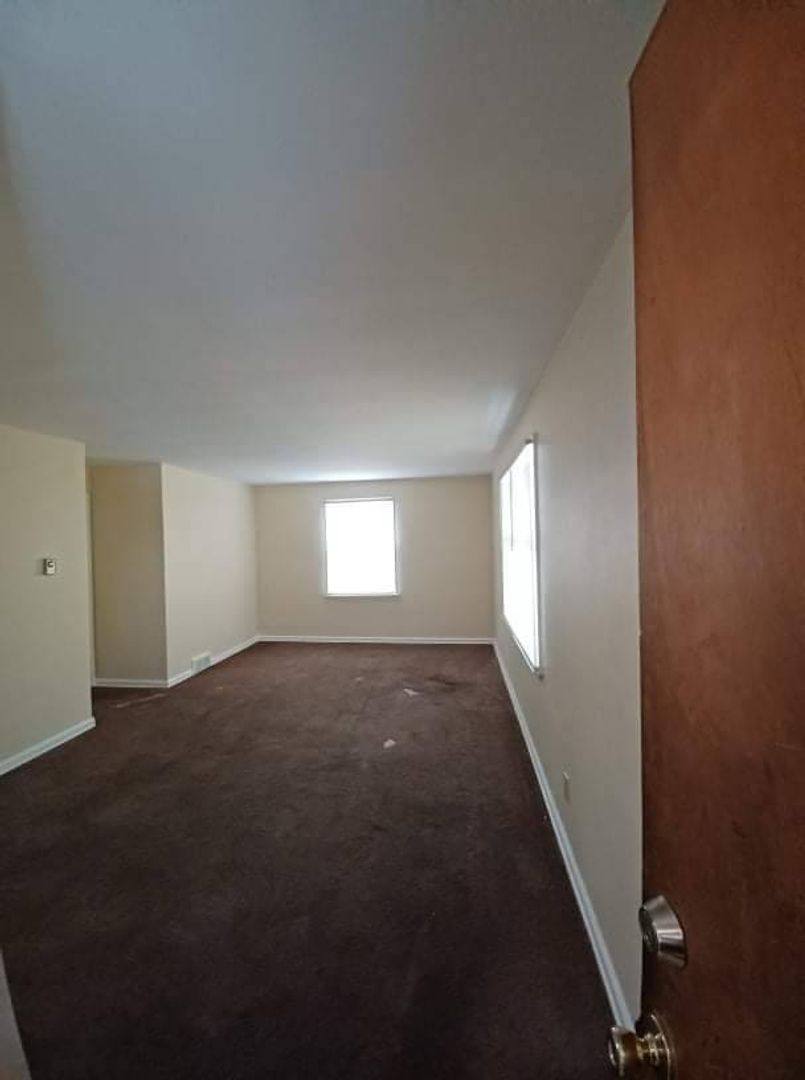 Apartment for rent at 111 Regan St, Rockford, IL 61104