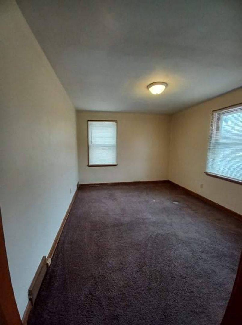 Apartment for rent at 111 Regan St, Rockford, IL 61104