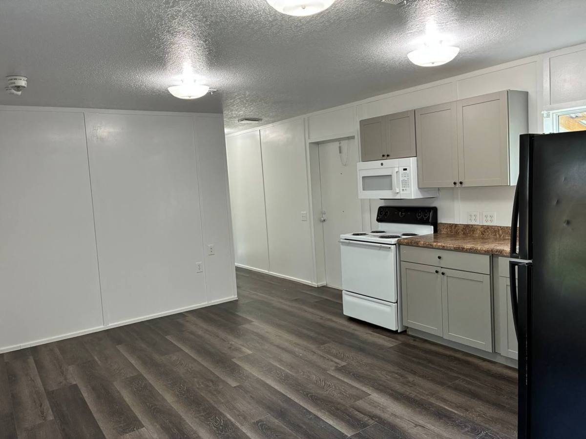 Apartment for rent at 1416 Robin St, Auburndale, FL 33823