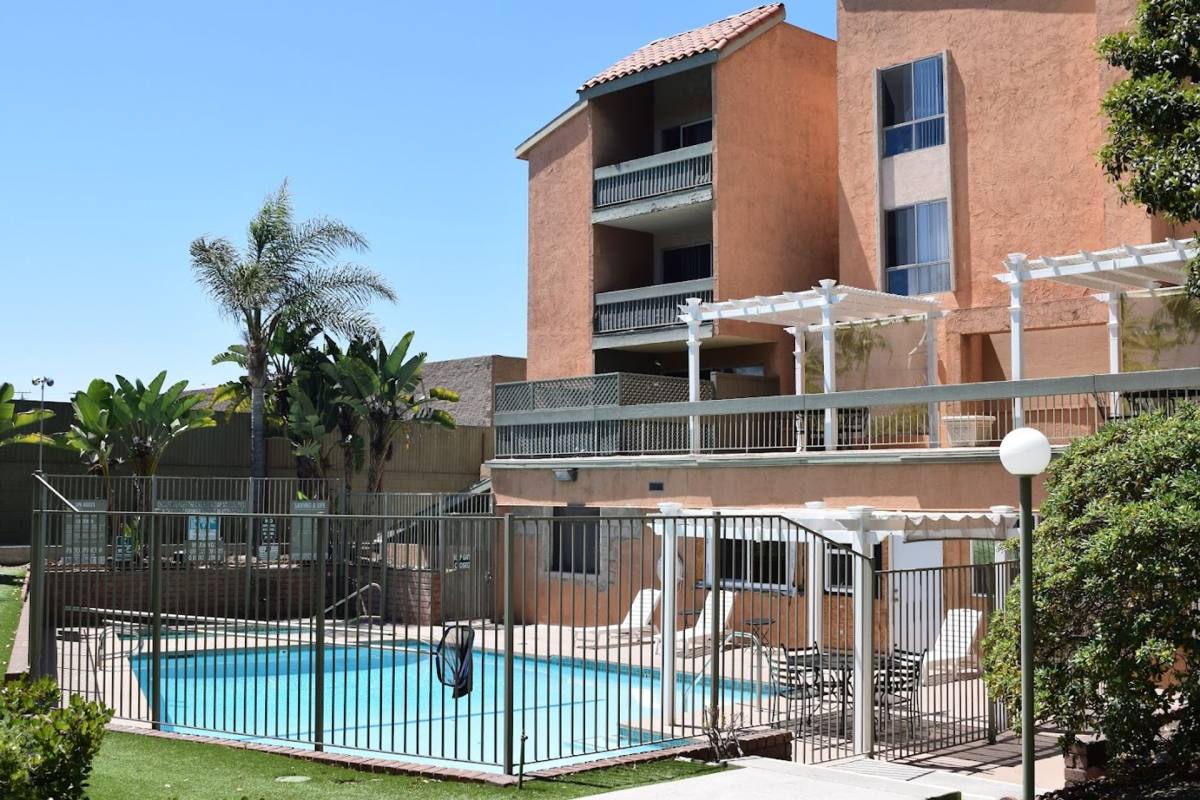 Apartment for rent at 3724 Spencer St, Torrance, CA 90503