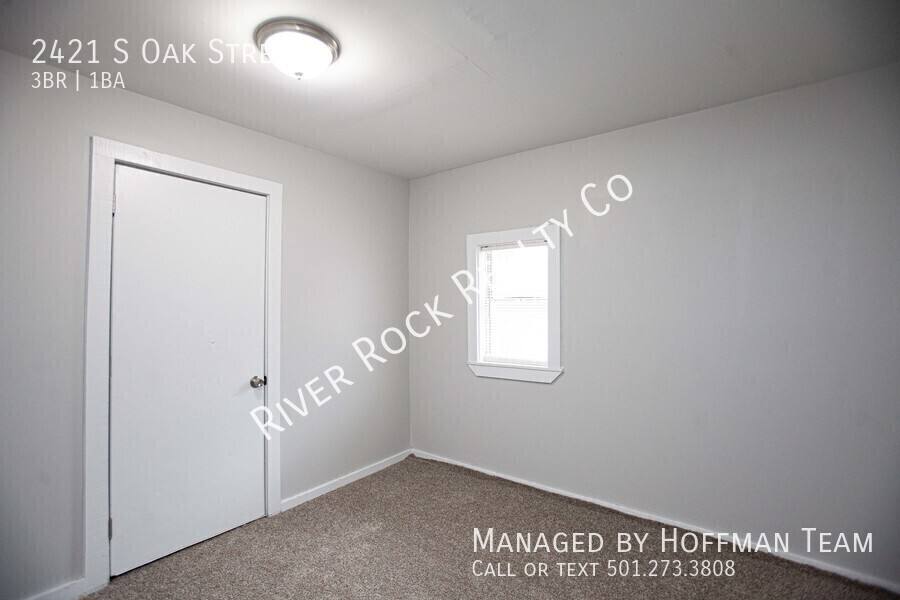 House for rent at 2421 S Oak St, Little Rock, AR 72204