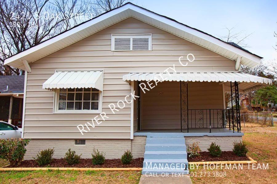 House for rent at 2421 S Oak St, Little Rock, AR 72204