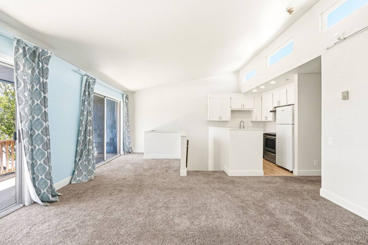 Apartment for rent at 308 Estrella Ave, Watsonville, CA 95076