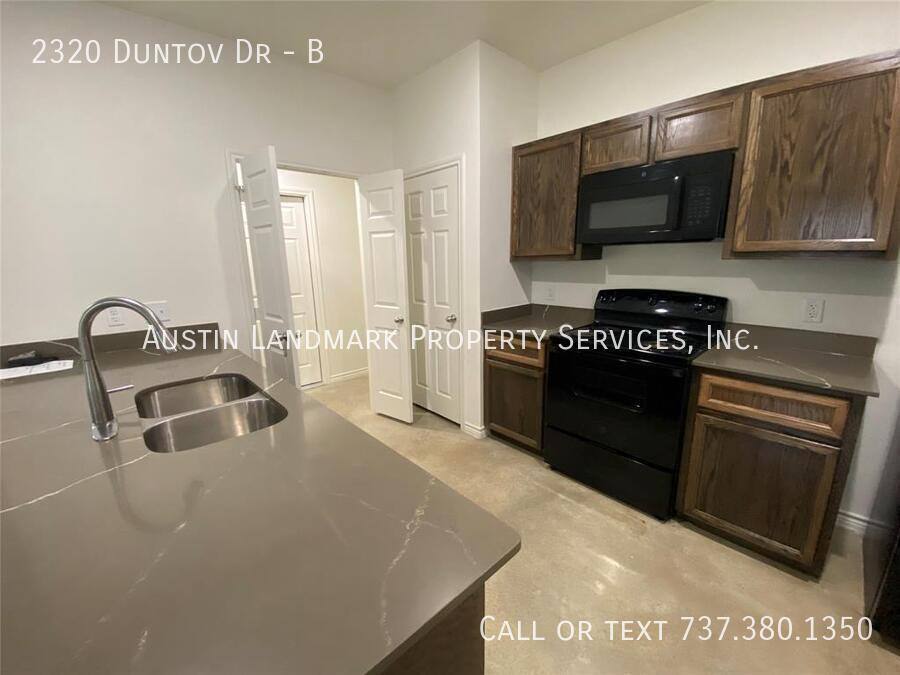 Apartment for rent at 2320 Duntov Dr #B, Temple, TX 76504