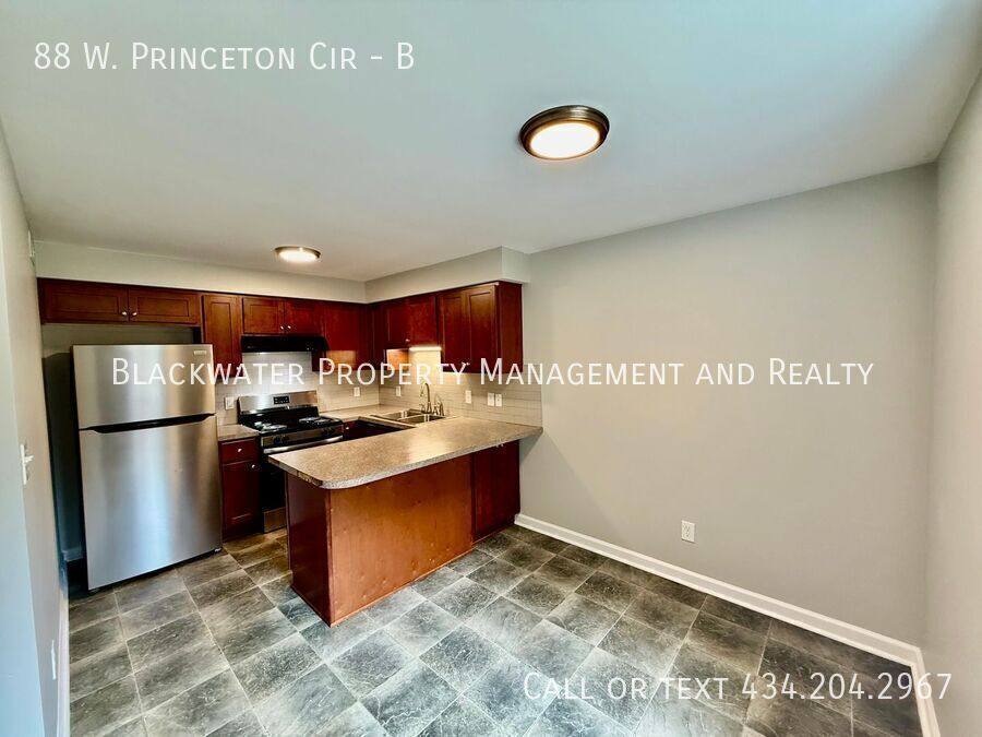 Apartment for rent at 88 W Princeton Circle #B, Lynchburg, VA 24503