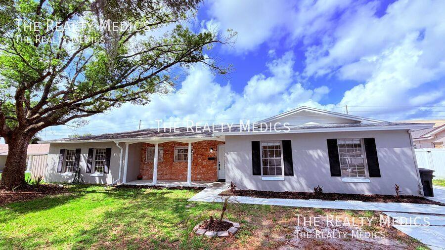 6 Carriage Hill Circle, Casselberry, FL 32707