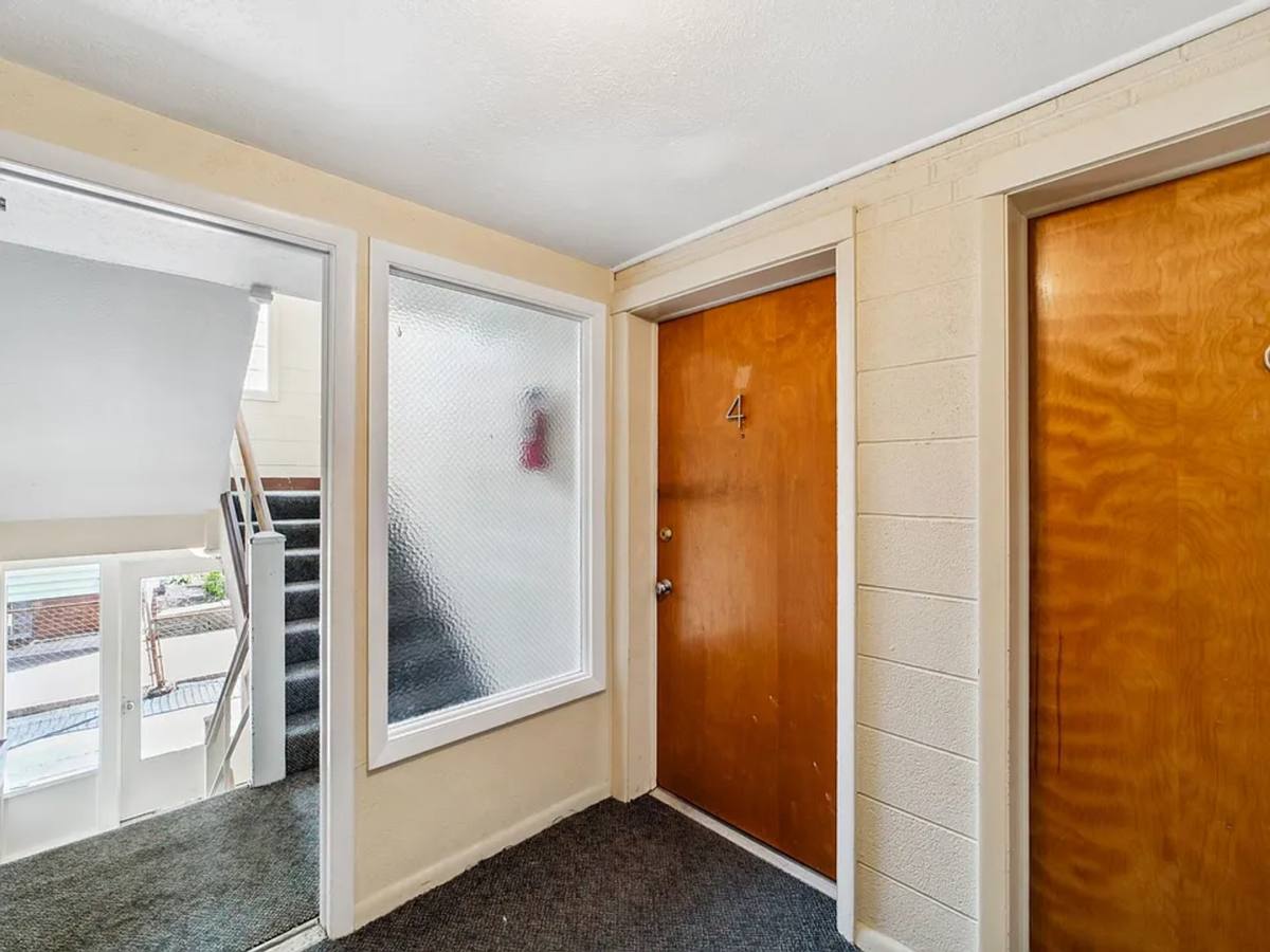 Apartment for rent at 2019 McKinley Ave, Lakewood, OH 44107