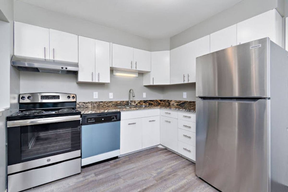 Apartment for rent at 10466 Wornall Rd, Kansas City, MO 64114