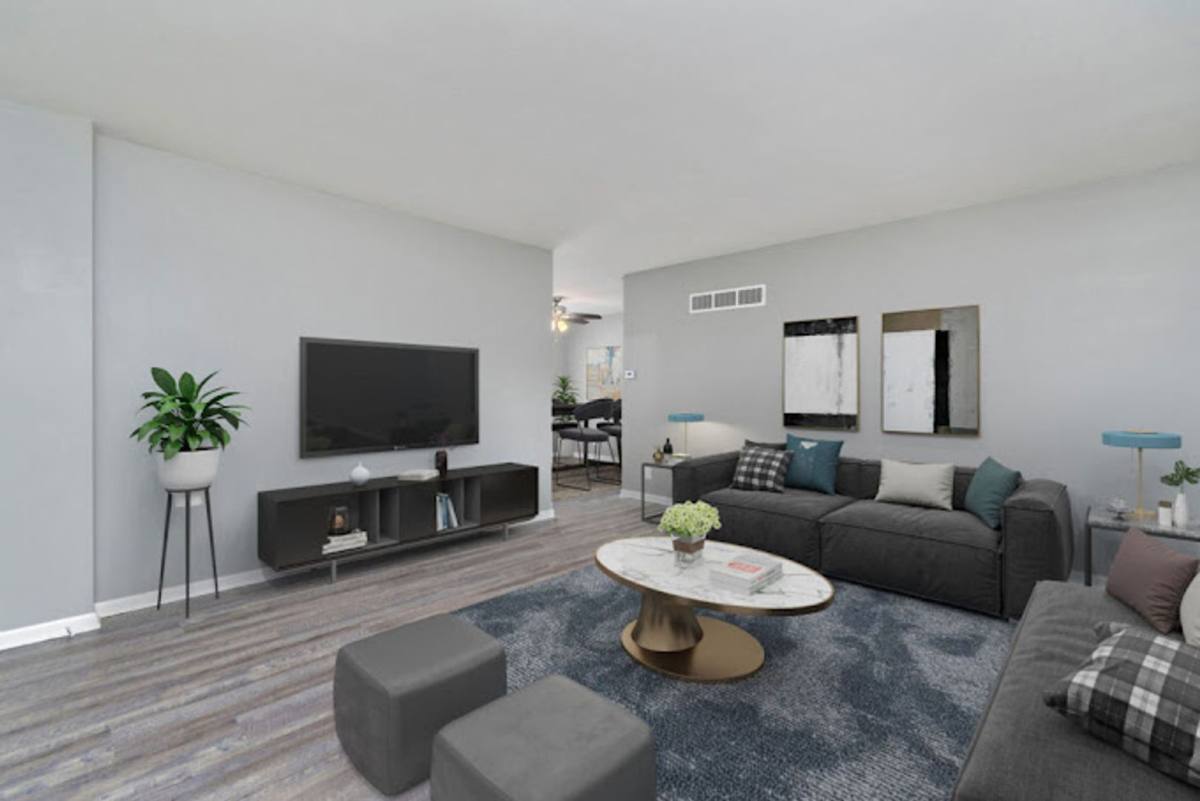 Apartment for rent at 10466 Wornall Rd, Kansas City, MO 64114