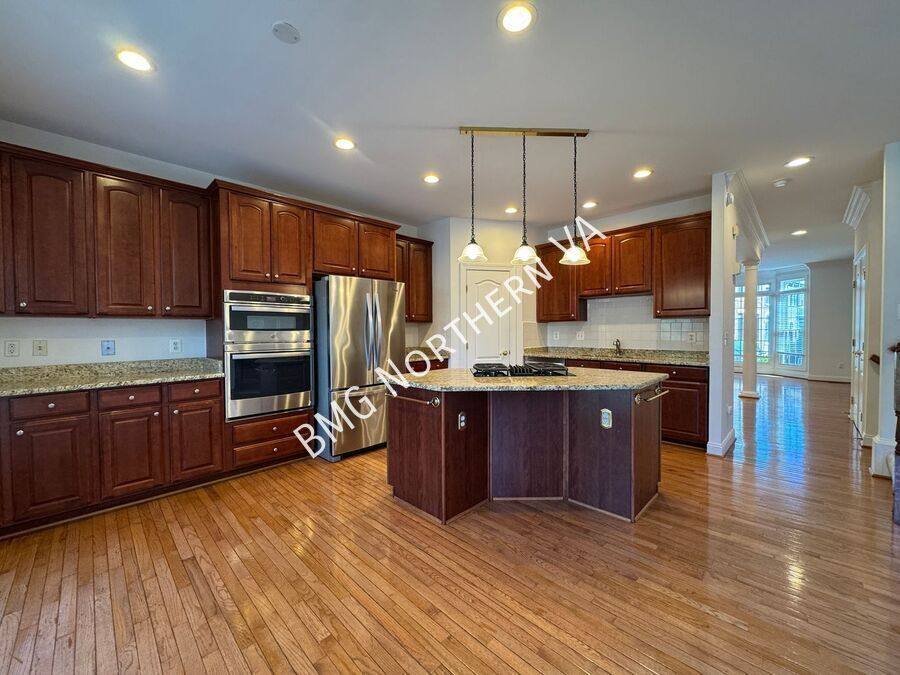 Townhouse for rent at 3091 McKinnon Way, Oakton, VA 22124