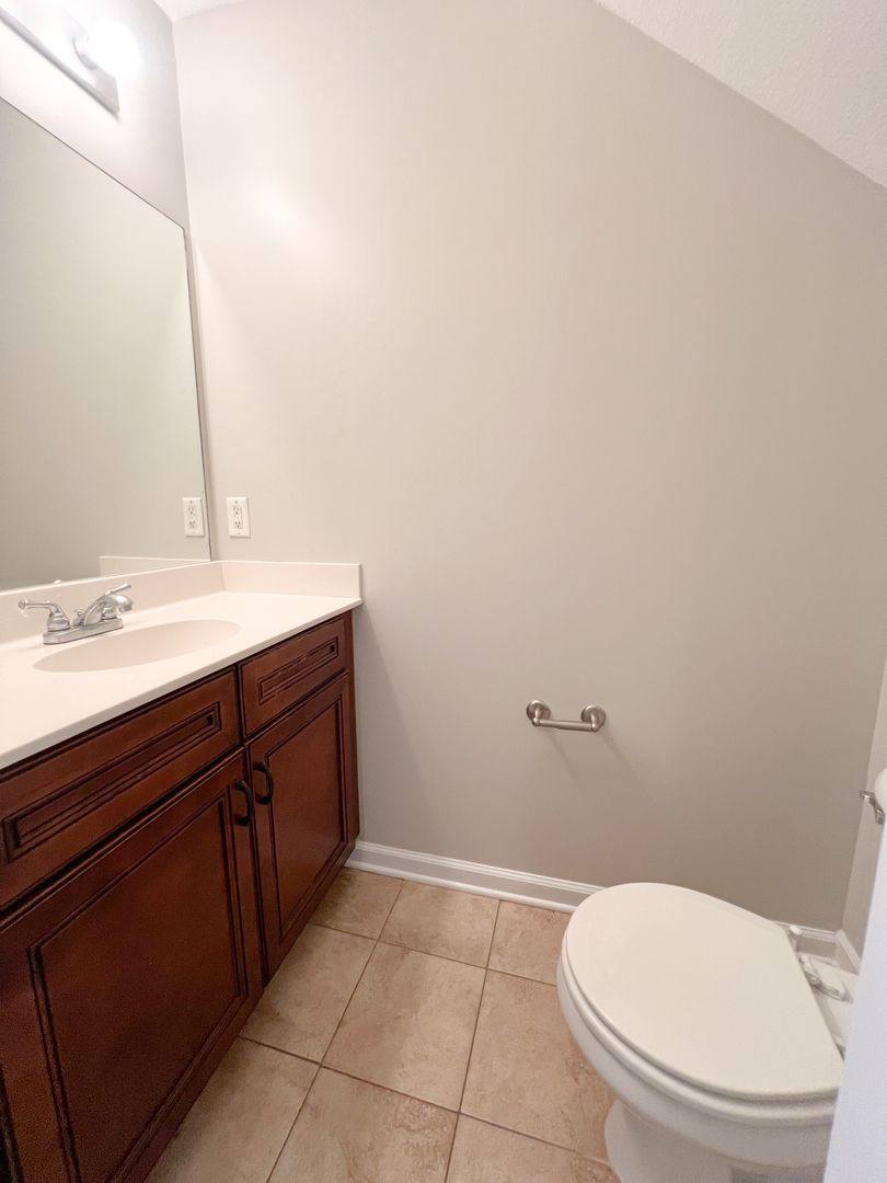Apartment for rent at 777 Cherrybark Lane, Clarksville, TN 37040