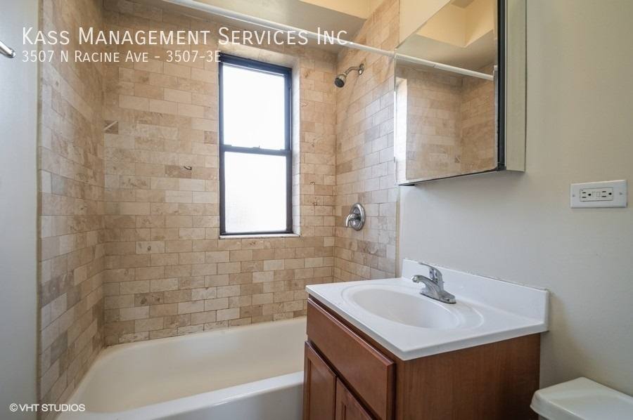Apartment for rent at 3507 N Racine Ave #3E, Chicago, IL 60657