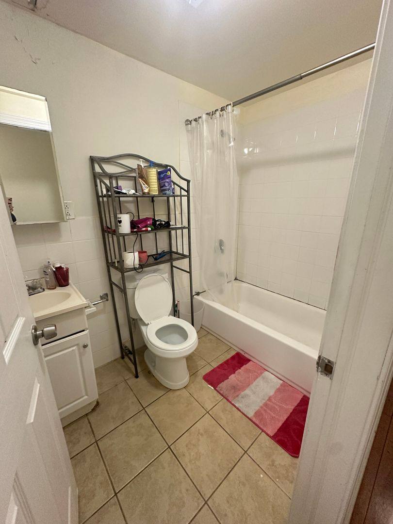 Apartment for rent at 420 N 40th St, Philadelphia, PA 19104
