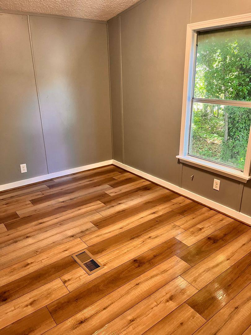 Apartment for rent at 611 Broadway Ave, Talladega, AL 35160