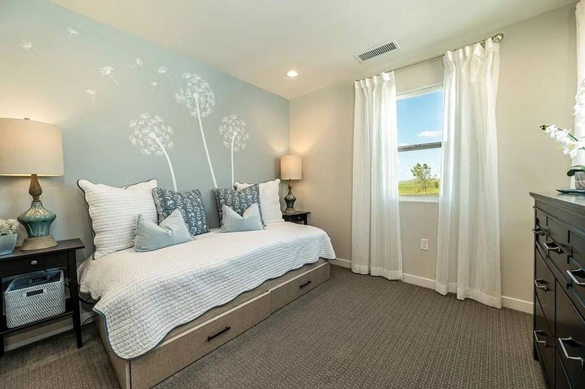 House for rent at 584 McCaffrey Way, Madera, CA 93636