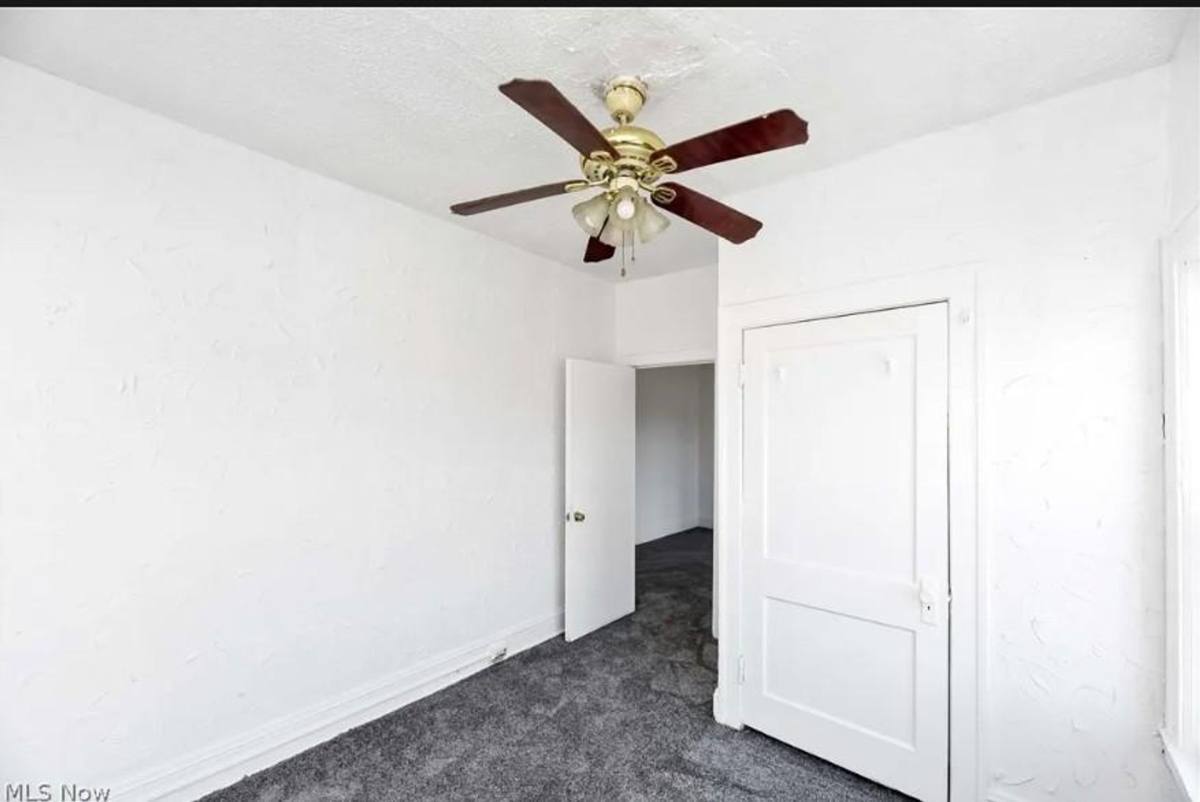 Apartment for rent at 14104 Aspinwall Ave, Cleveland, OH 44110