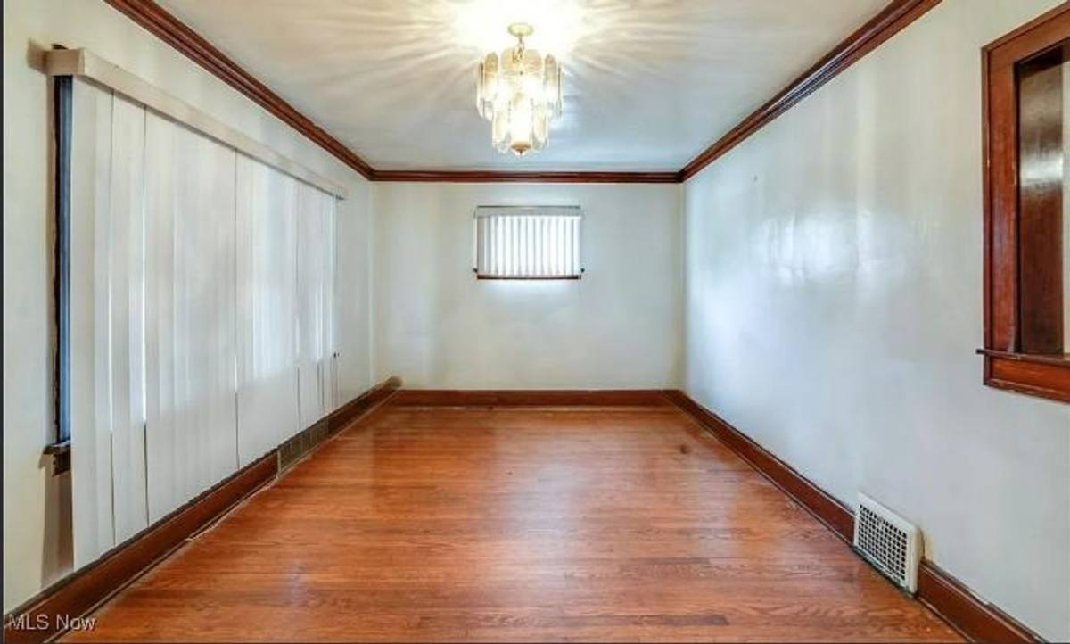 Apartment for rent at 14300 Darwin Ave, Cleveland, OH 44110