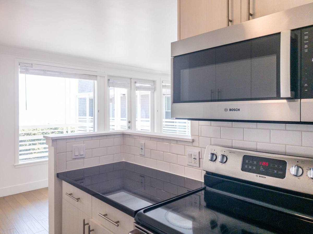 Apartment for rent at 77 Bulkley Ave, Sausalito, CA 94965