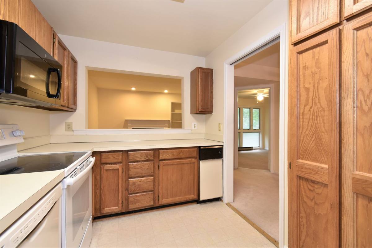 Condo for rent at 10702 Kings Riding Way, Rockville, MD 20852