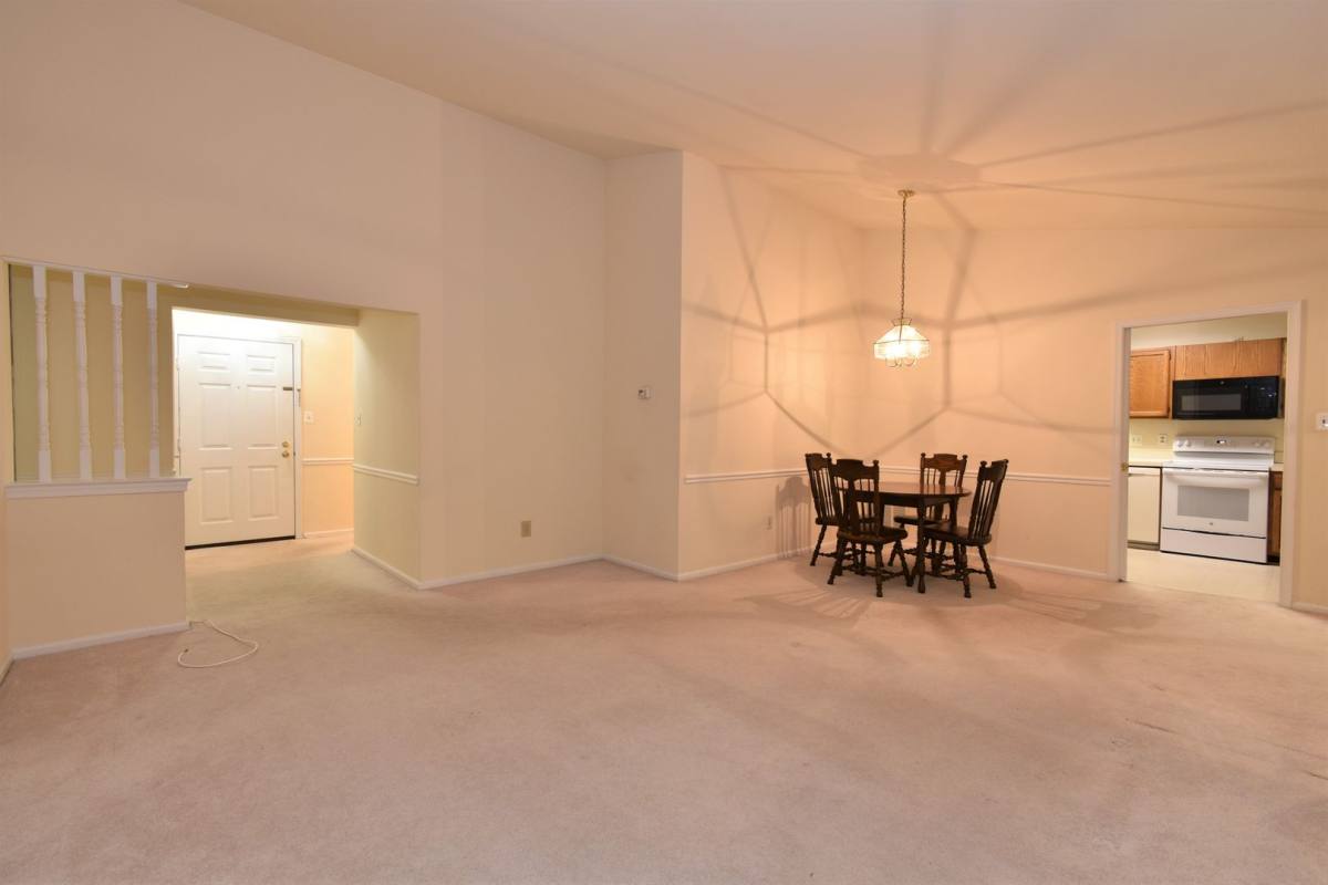Condo for rent at 10702 Kings Riding Way, Rockville, MD 20852