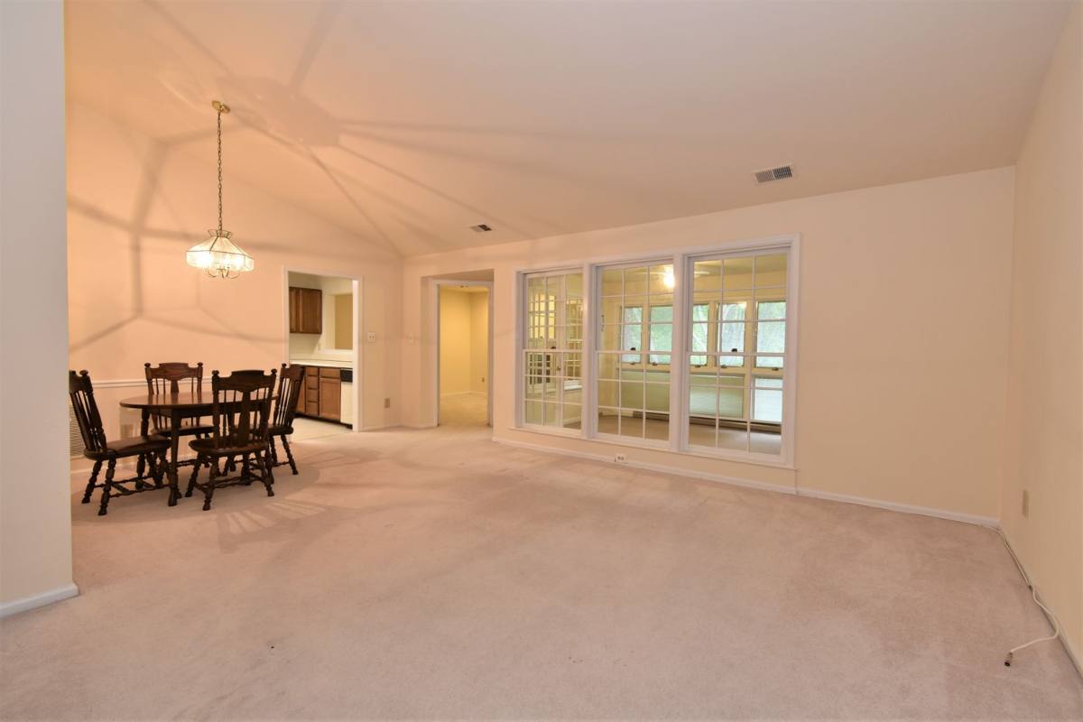 Condo for rent at 10702 Kings Riding Way, Rockville, MD 20852